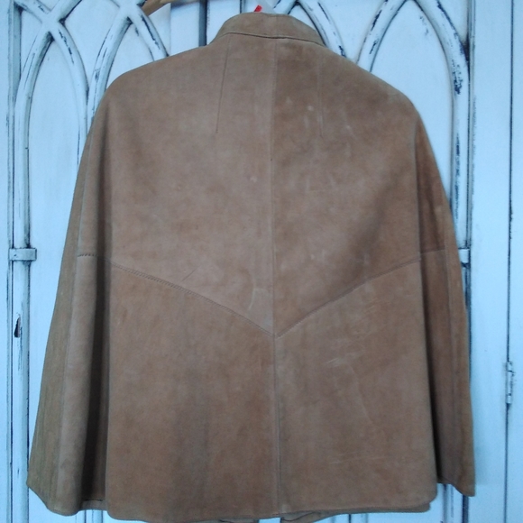 Suede cape - Picture 7 of 7
